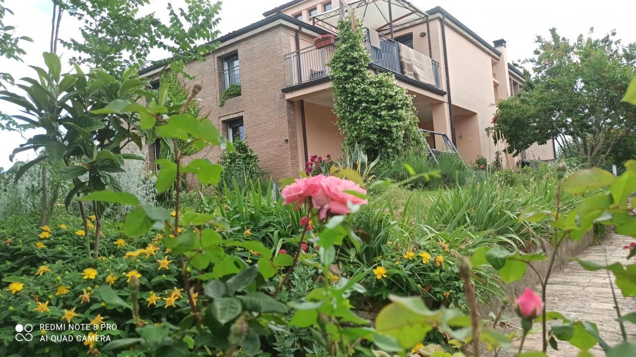 Вилла Casa Vincenzo 130 Mq Con Portico Ed Ingresso Esclusivo Dal Giardino Felino Экстерьер фото