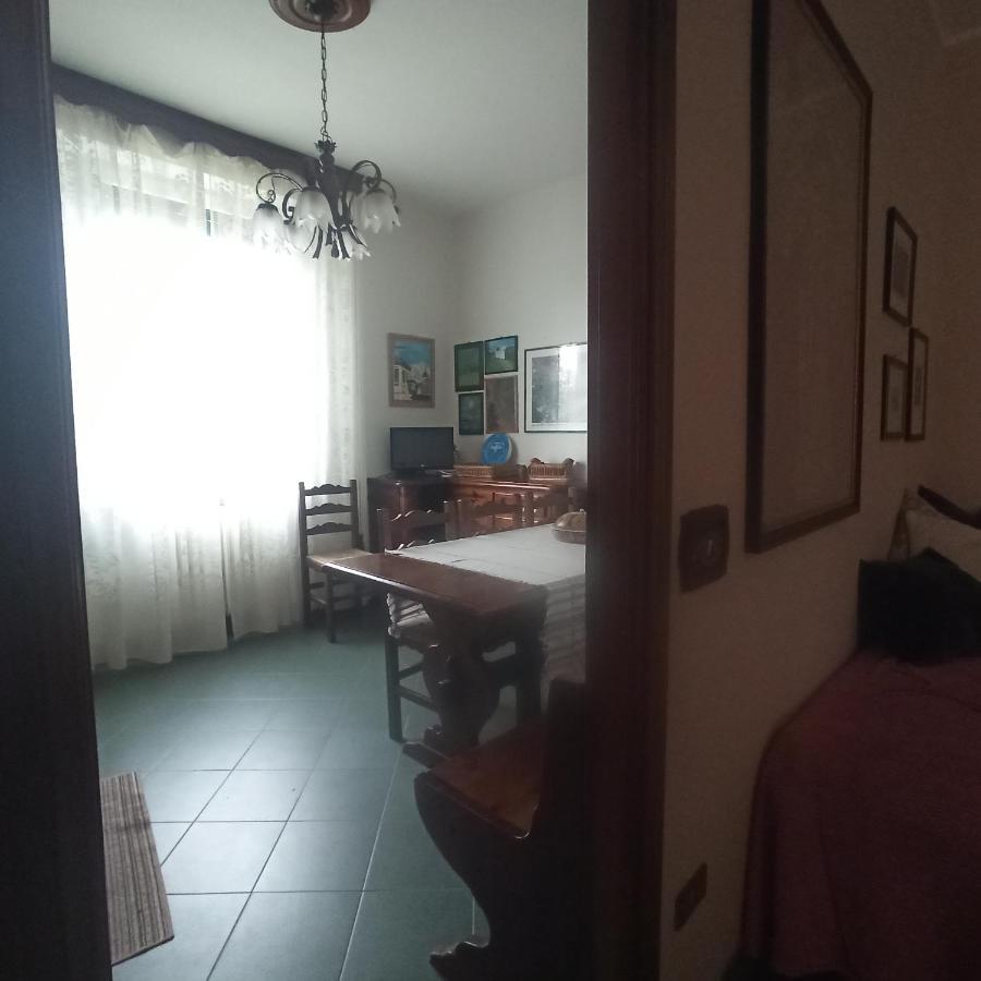 Вилла Casa Vincenzo 130 Mq Con Portico Ed Ingresso Esclusivo Dal Giardino Felino Экстерьер фото